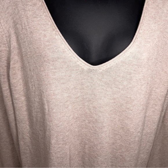 XXL OLD NAVY WOMENS BEIGE KNIT SWEATER LONG SLEEVE VNECK NEUTRAL - Picture 3 of 11